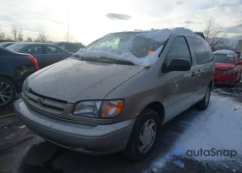 2000 Toyota Sienna Xle z USA, uszkodzony, nr VIN 4T3ZF13C6YU186958
